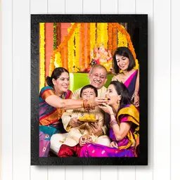 Photo with Wall Frames